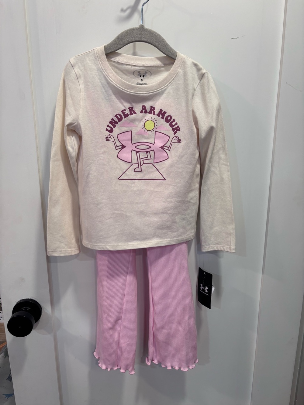 GirlsUnder Armour Girls' Pink Logo Size 5